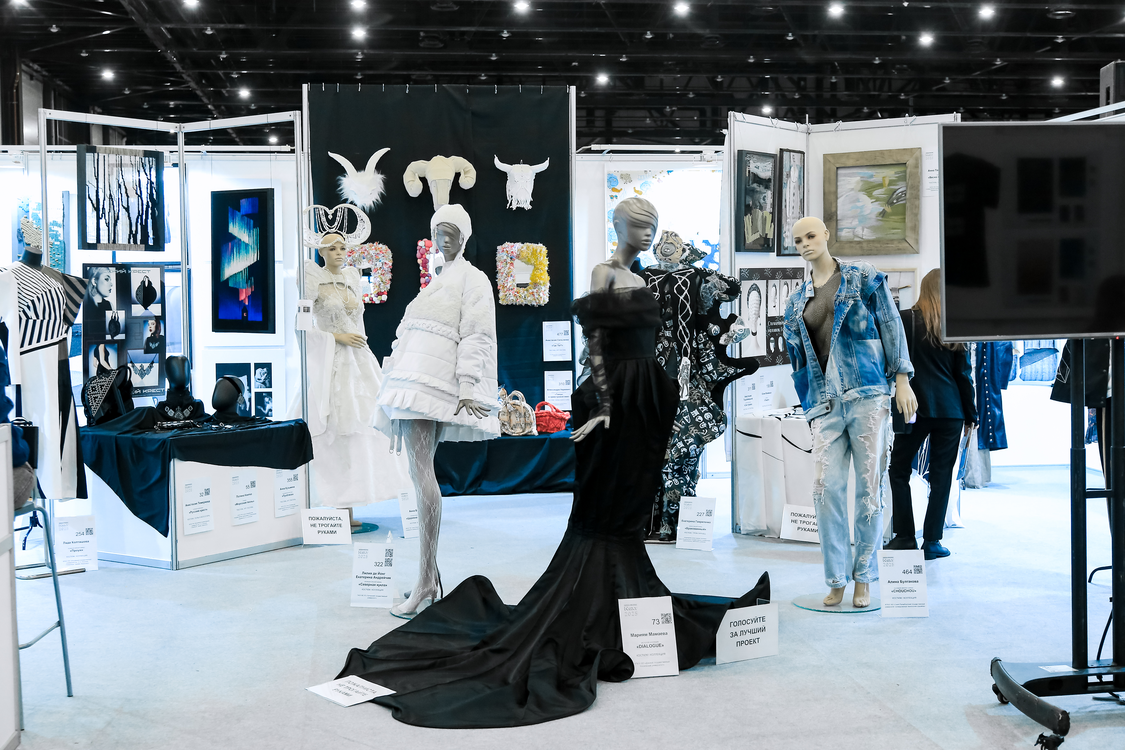 The official post-release of the exhibition has been published. The official post-release of the exhibition has been published.